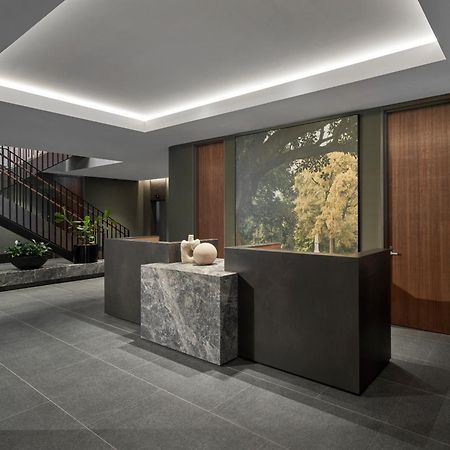 Hotel Courtyard By Marriott Melbourne Flagstaff Gardens Extérieur photo