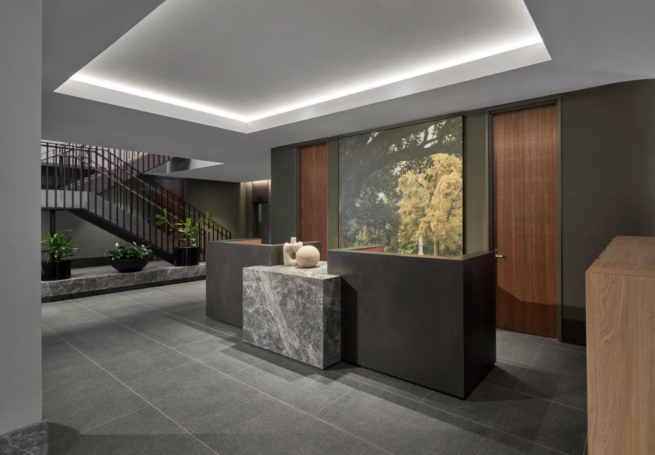 Hotel Courtyard By Marriott Melbourne Flagstaff Gardens Extérieur photo