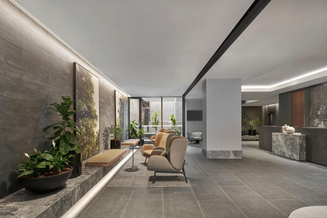 Hotel Courtyard By Marriott Melbourne Flagstaff Gardens Extérieur photo