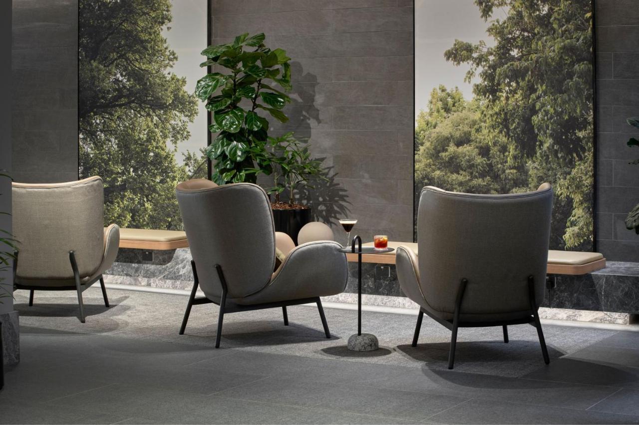 Hotel Courtyard By Marriott Melbourne Flagstaff Gardens Extérieur photo