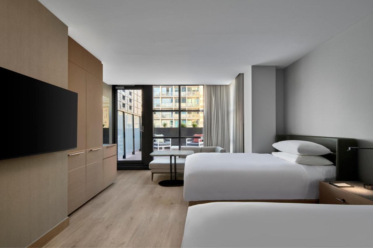 Hotel Courtyard By Marriott Melbourne Flagstaff Gardens Extérieur photo