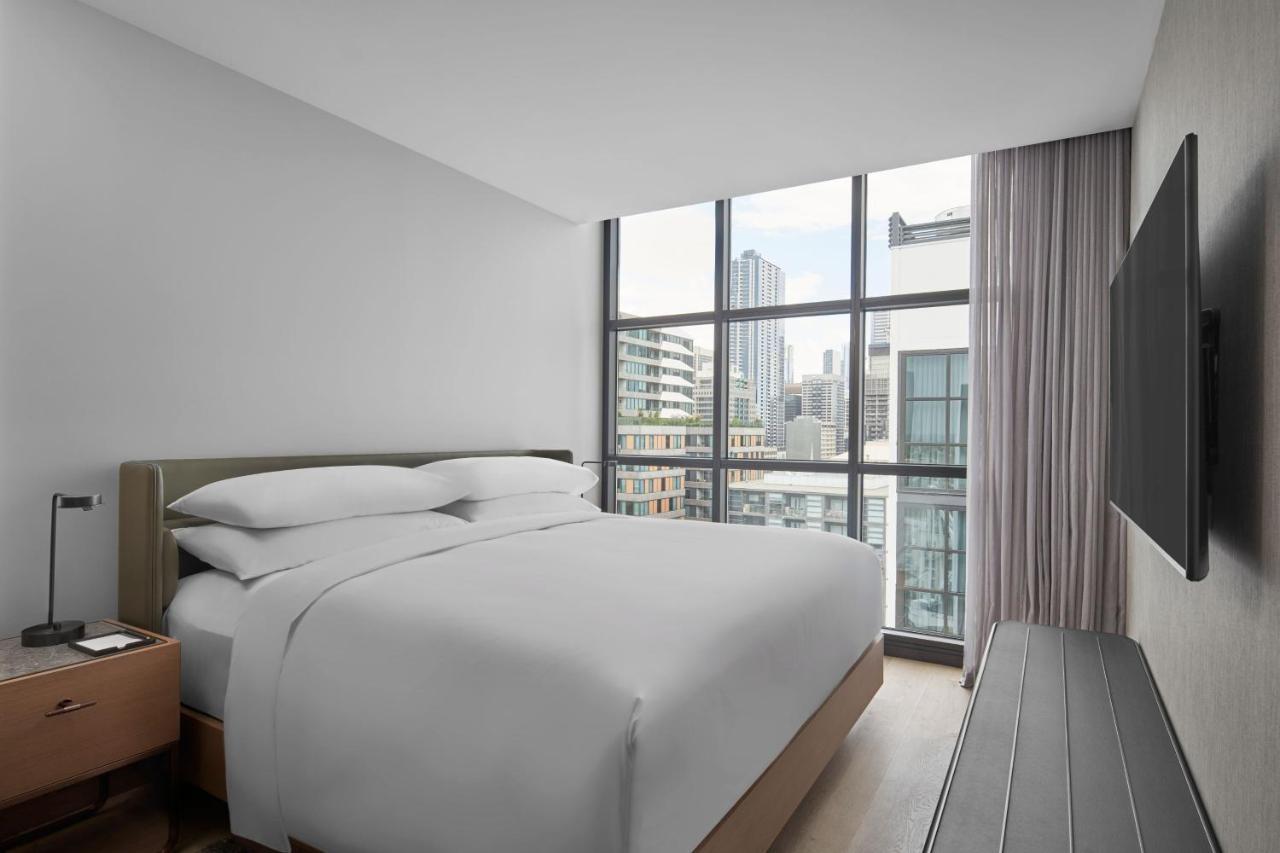 Hotel Courtyard By Marriott Melbourne Flagstaff Gardens Extérieur photo